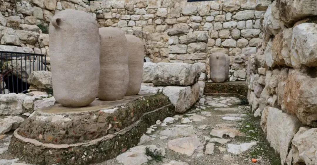 Gerusalemme: ricercatori portano alla luce alcuni tesori risalenti al Primo Tempio